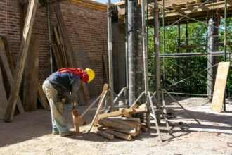 La industria y la construcción no repuntaron en noviembre: los números negativos