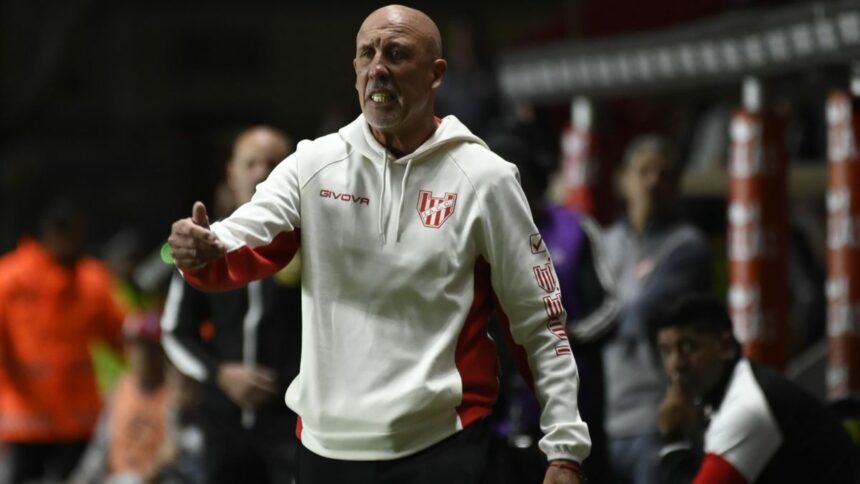 En la segunda fecha, cayó el primero: Instituto echó a Daniel Oldrá tras un arranque sin puntos en el Apertura