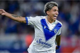 River volvió a la carga por Maher Carrizo y le hizo una oferta formal a Vélez