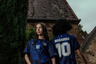 Marca de indumentaria australiana lanzará la primera colección oficial de Maradona