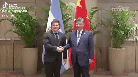 Javier Milei banca a Donald Trump, pero confirmó que no romperá lazos comerciales con China