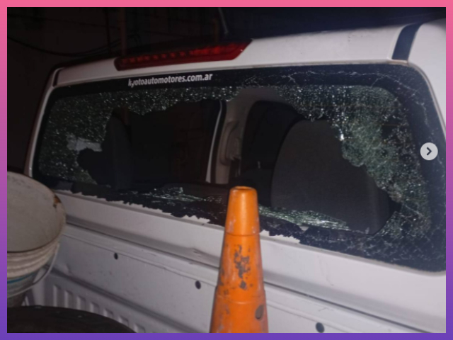 CHACO: Escándalo En Traslado Policial: Aprehendido Dañó Un Móvil Oficial En El Hospital Perrando