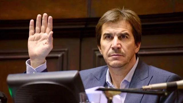 La comisión del 30% en AFA: qué hizo Faroni y por qué investigan si hubo desvío de fondos La comisión del 30% en AFA: qué hizo Faroni y por qué investigan si hubo desvío de fondos