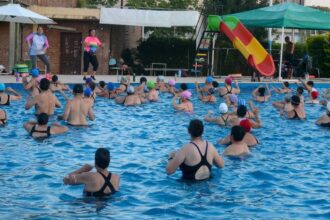El Instituto Del Deporte Chaqueño Brinda Clases Gratuitas De Aquagym