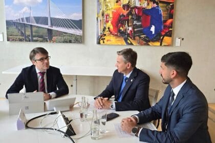 Luxemburgo: Zdero Fue Recibido En El Banco Europeo De Inversiones Para Analizar Financiamiento De Proyectos