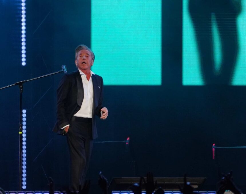 Montaner homenajeó a Venezuela en su primer show en la Argentina Montaner homenajeó a Venezuela en su primer show en la Argentina
