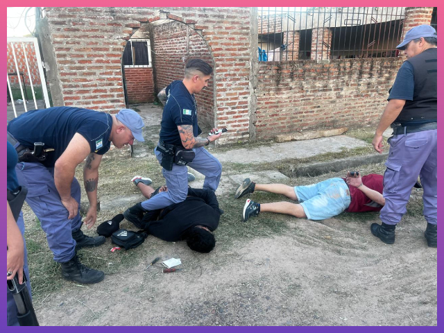 CHACO: Robo De Motocicleta: Dos Hombres Aprehendidos Y Vehículo Recuperado CHACO: Robo De Motocicleta: Dos Hombres Aprehendidos Y Vehículo Recuperado