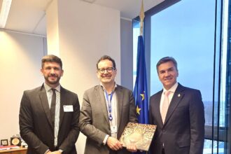 Zdero Se Reunió Con Autoridades De La Comisión Europea Para Impulsar El Acuerdo Ue–mercosur