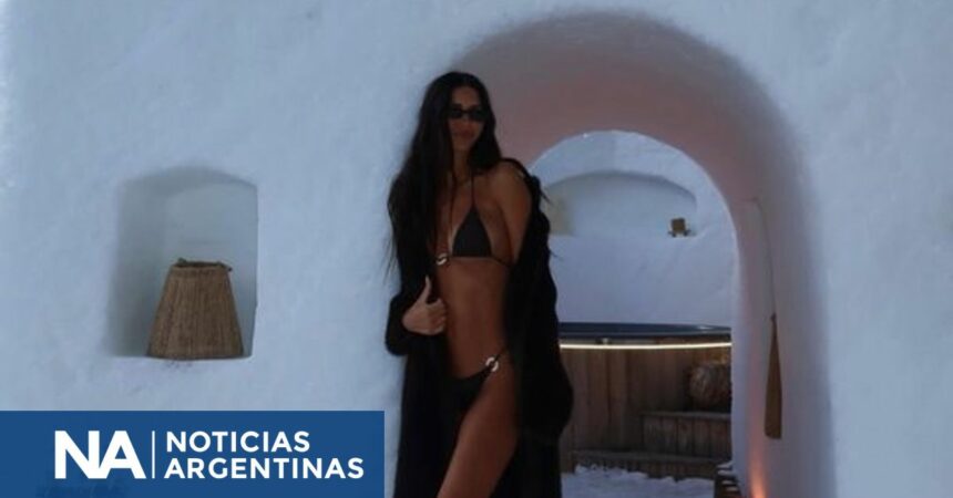 Zaira Nara viajó a los Juegos de Invierno y sorprendió con un bikini sobre la nieve