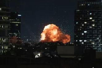 Hay 200 turistas argentinos varados en Israel: el arriesgado viaje para escapar de la guerra