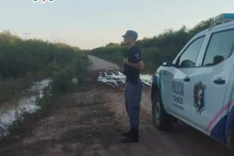 CHACO: La Policía Del Chaco Asiste A Varias Familias Debido A La Creciente Del Río Bermejo