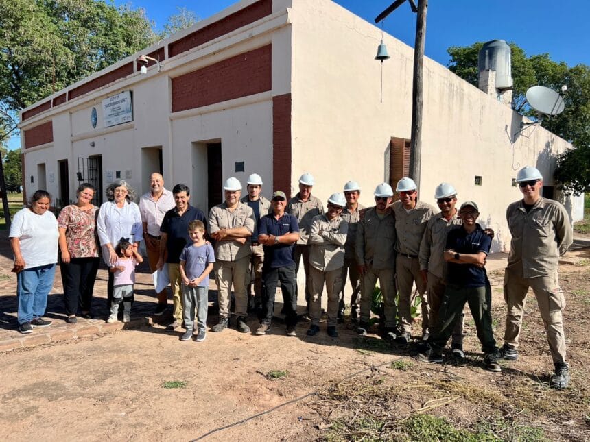 Corzuela: Ecom Chaco Llevó Internet Satelital A La Escuela Del Paraje Pampa Zappa