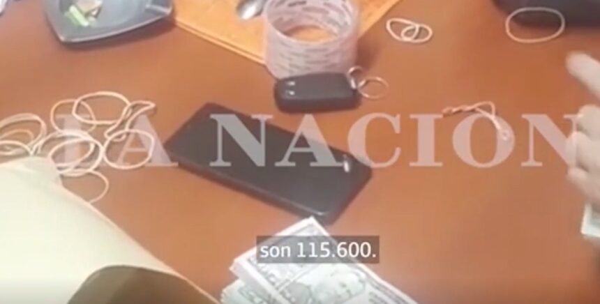 Escándalo en la AFA: videos y fotos exponen el circuito de dinero ligado al entorno de Pablo Toviggino Escándalo en la AFA: videos y fotos exponen el circuito de dinero ligado al entorno de Pablo Toviggino