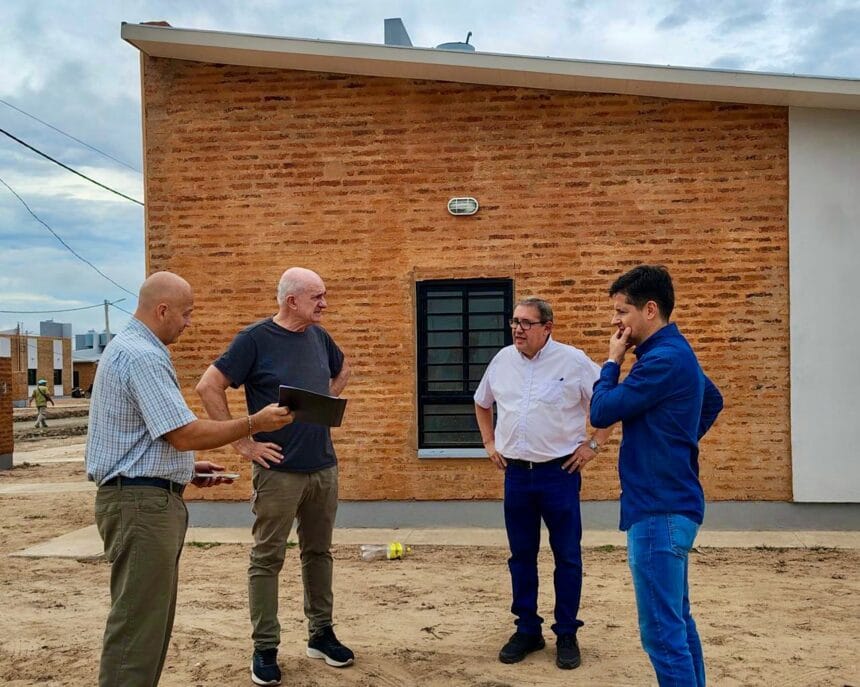 Ipduv Supervisó El Tramo Final De Las Viviendas En La Chacra 214 De Resistencia