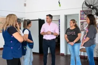 Más Recursos Para Las Aulas: El Gobernador Zdero Entregó Elementos A Instituciones Educativas