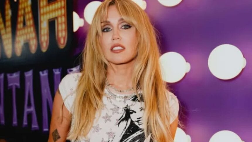 Miley Cyrus fue reconocida con el premio iHeartRadio Innovator Miley Cyrus fue reconocida con el premio iHeartRadio Innovator