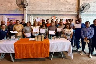 Rumbo A La Bienal 2026: Capacitan A Taxistas Y Remiseros Como “buenos Anfitriones” En Resistencia