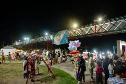 Sáenz Peña celebró el 80° aniversario de la Pasarela con acto y festival