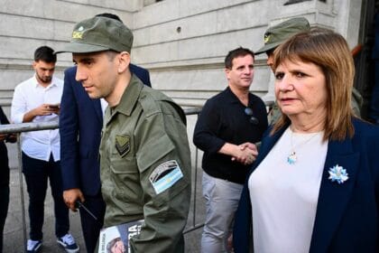 Bullrich recibió a Nahuel Gallo y lanzó un fuerte mensaje contra la AFA