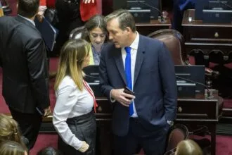En el Senado, el peronismo cargó contra Milei por el caso $LIBRA y lo acusó de “estafador”