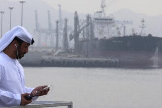 Emiratos Árabes Unidos abandona la OPEP y sacude el mercado mundial de petróleo