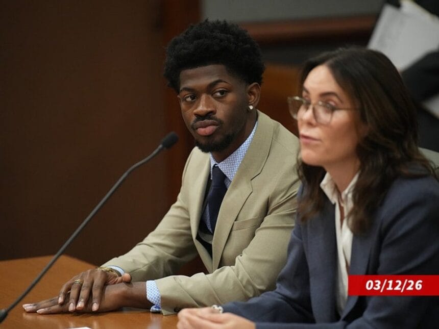 Desestiman el caso de agresión de Lil Nas X si cumple con un programa de salud mental