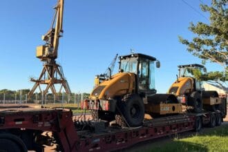 El Puerto De Barranqueras Consolida Su Rol Estratégico Con Una Nueva Importación De Maquinarias