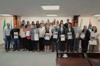 Emotivo homenaje al Papa Francisco en la Legislatura: “Su legado es un norte para nuestra sociedad”