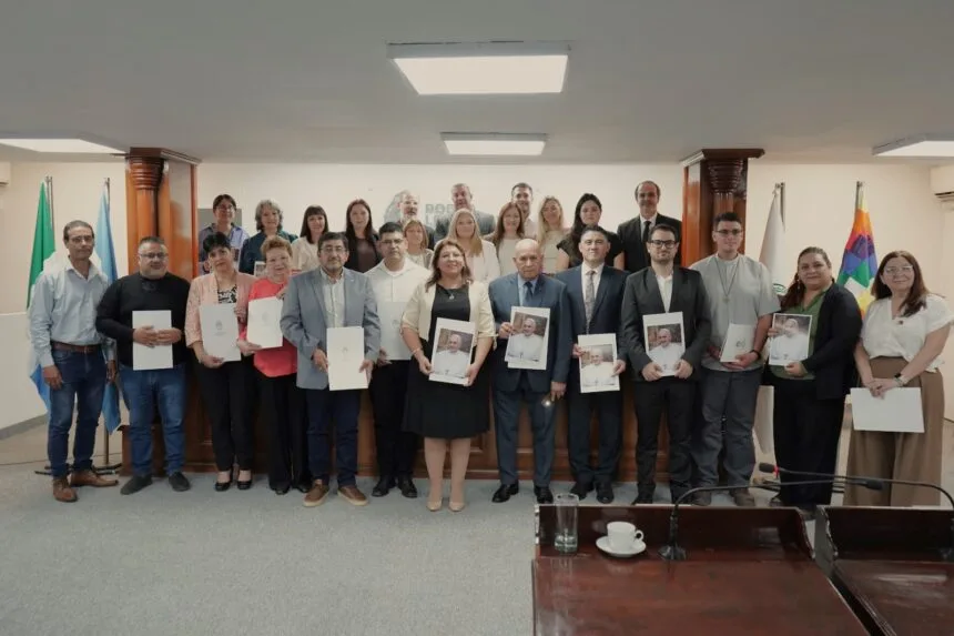 Emotivo homenaje al Papa Francisco en la Legislatura: “Su legado es un norte para nuestra sociedad”