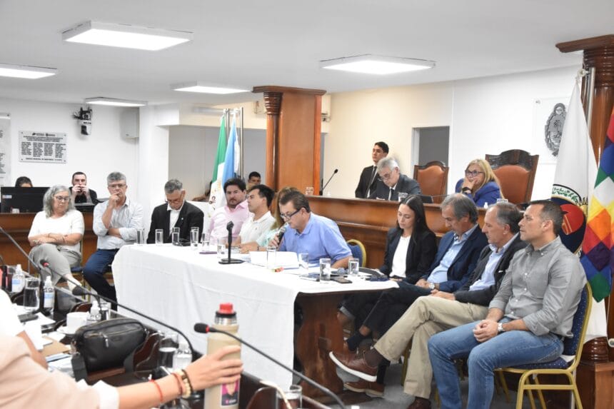 El Ministro Dudik brindó informes en la Legislatura sobre el Fondo Estímulo Productivo