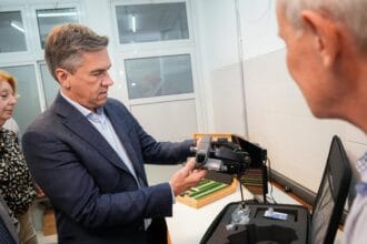 Sáenz Peña: Zdero Inauguró El Nuevo Consultorio Oftalmológico En El Hospital 4 De Junio