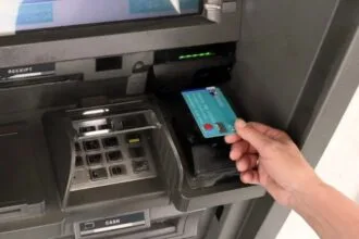 Sueldos De Abril: Pasivos Cobran El 29 Y Activos El 30