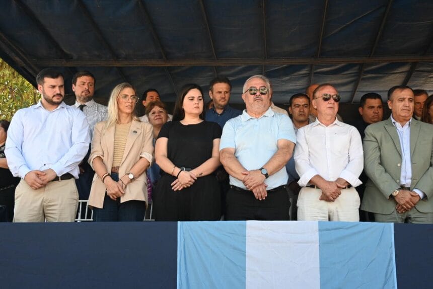 Cote Lai: El Poder Legislativo participó del acto central en homenaje a los héroes de Malvinas