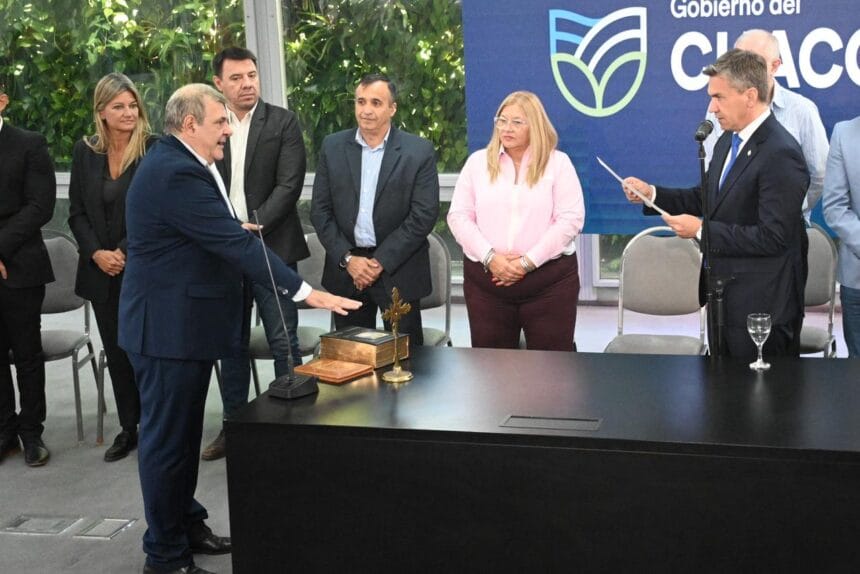 El Poder Legislativo acompañó la jura de nuevos funcionarios del gabinete provincial El Poder Legislativo acompañó la jura de nuevos funcionarios del gabinete provincial