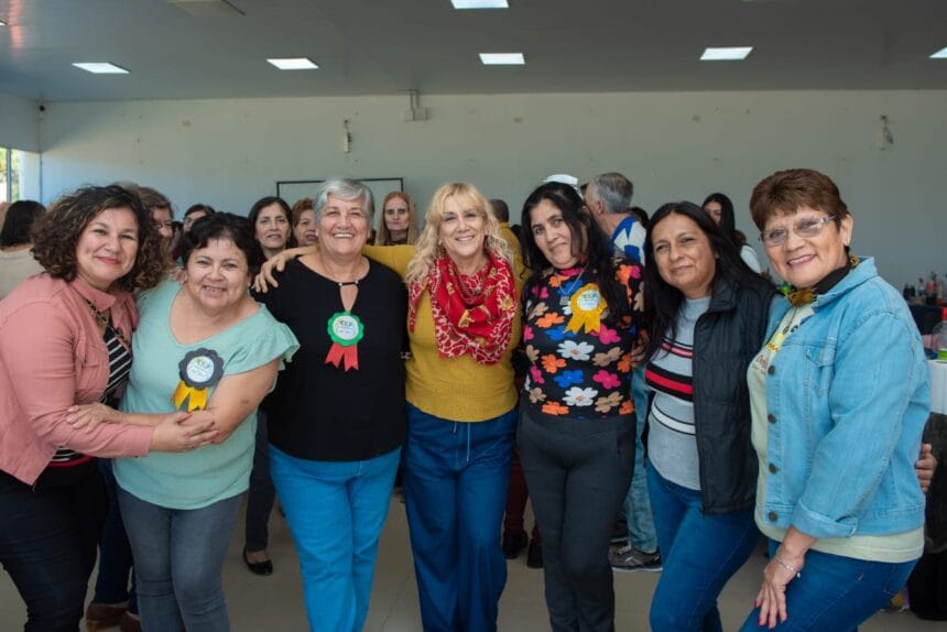 Sáenz Peña: Los Adultos Mayores celebraron sus cumpleaños con una jornada de encuentro y alegría