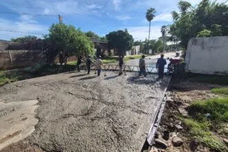 Sáenz Peña: El municipio avanza con la pavimentación de calles en distintos barrios