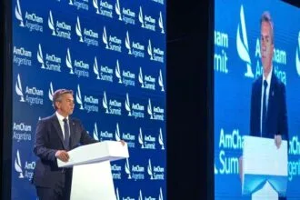 Zdero Expuso En El Amcham Summit 2026 Y Destacó El Potencial Productivo Del Chaco