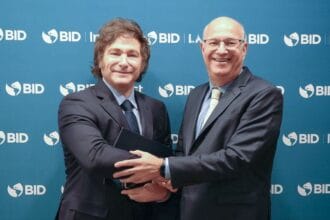 El Gobierno confirmó un histórico fondeo del BID y una garantía de cara a los vencimientos de junio