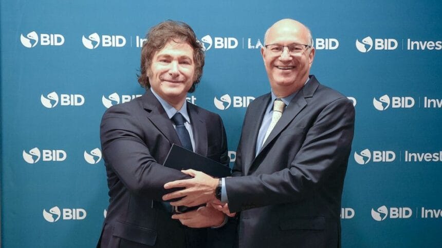 El Gobierno confirmó un histórico fondeo del BID y una garantía de cara a los vencimientos de junio