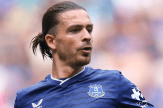 Una nueva imagen de Jack Grealish preocupa al fútbol: fue fotografiado dormido en un bar