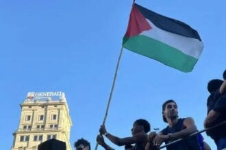 El gobierno de Israel cargó contra Lamine Yamal por agitar una bandera palestina en los festejos del Barcelona