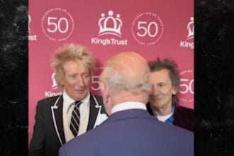 Rod Stewart felicitó al Rey Carlos por su comentario irónico a Donald Trump: “Pusiste a ese canalla en su lugar”