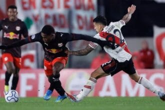 Un River alternativo rescató un empate ante Bragantino en el Monumental