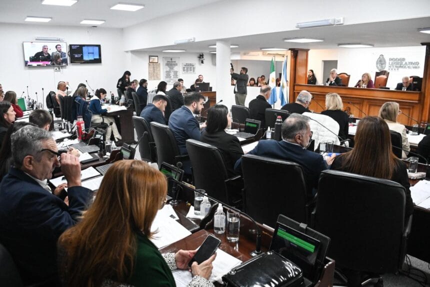 Leyes aprobadas por la Legislatura en su quinta sesión ordinaria 