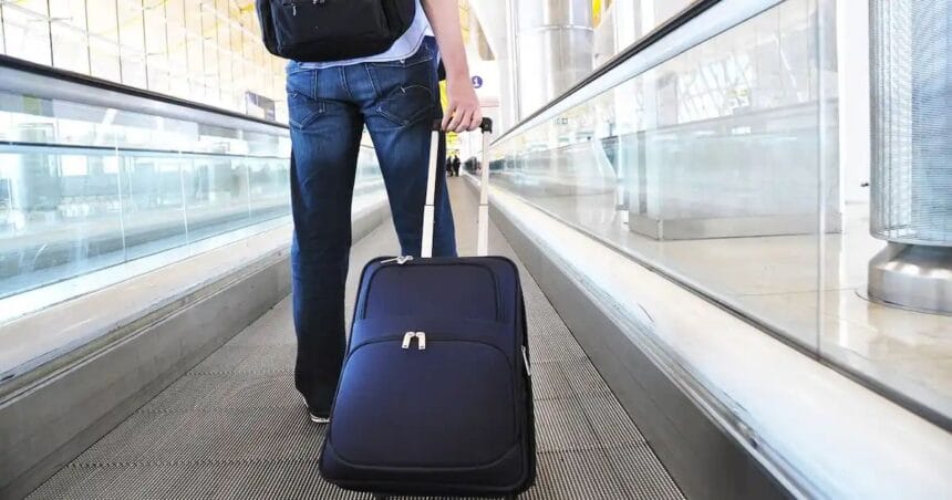 Aerolíneas Argentinas eliminó el equipaje de mano gratis en su tarifa base y redefinió sus precios