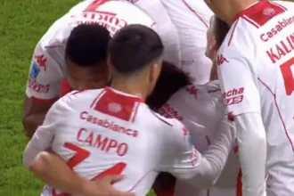 Huracán resistió con nueve, venció a Boca en el alargue y lo dejó afuera en La Bombonera