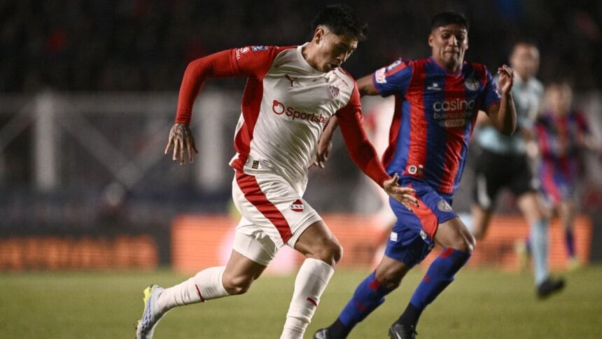 Independiente ganó un duelo directo ante San Lorenzo y ambos se metieron en los playoffs