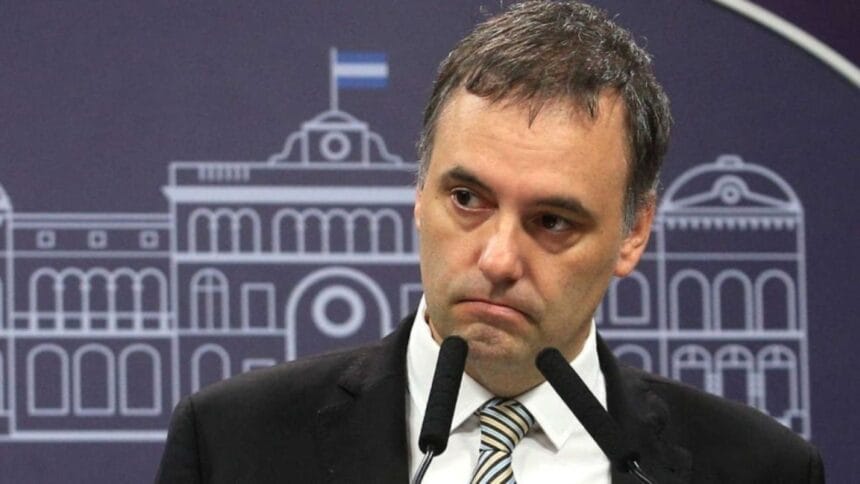 Manuel Adorni habría pagado 14 millones para renovar los muebles del departamento en Caballito