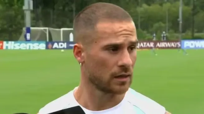 Alexis Mac Allister habló con la prensa en la previa del partido contra Inglaterra.