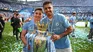 Julián Álvarez y Rodri en los festejo de la Premier League con el Manchester City. Ahora, podrían reencontrarse en el Barcelona.
